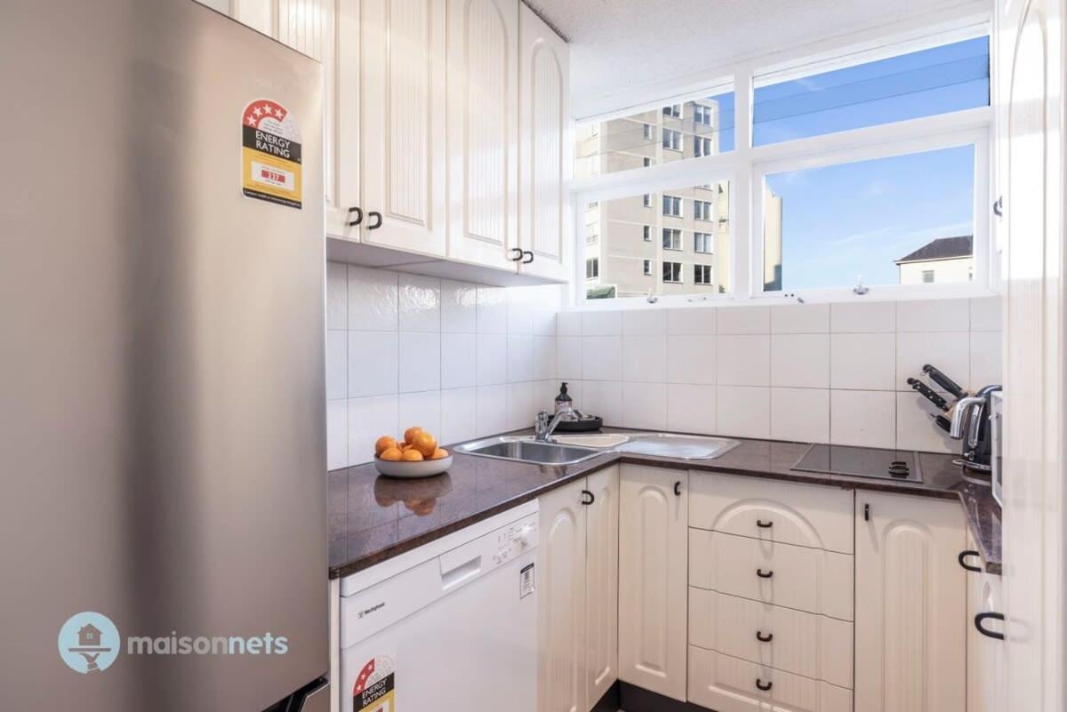 Studio Apt With Parking Balcony & Water Views Sydney Ngoại thất bức ảnh